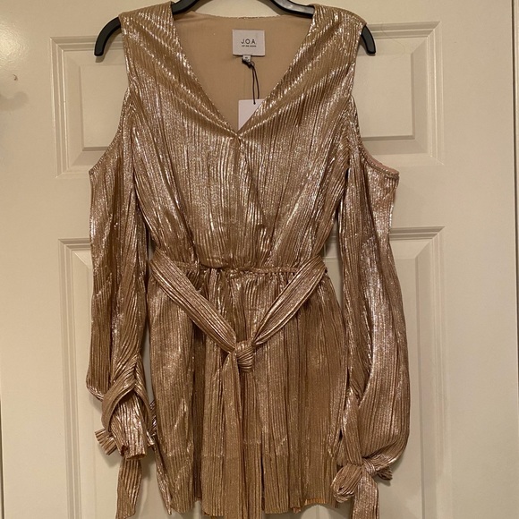 J.O.A. Cold Shoulder Metallic Romper - Picture 7 of 7
